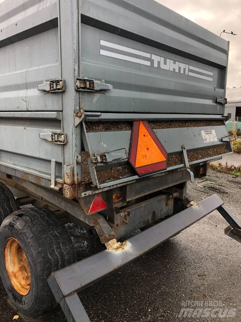 Tuhti Täyttövaunu Citas piekabes