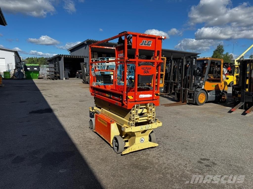 JLG 6 RS Šķerveida pacēlāji