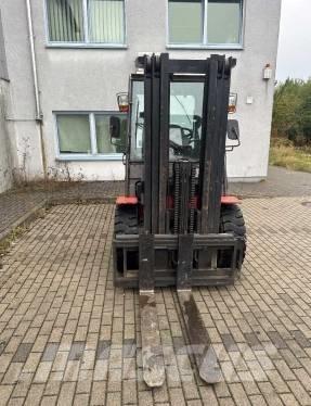 Manitou MI 50 D Tehnika ar dīzeļa dzinēju