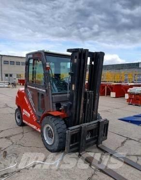Manitou MI 50 D Tehnika ar dīzeļa dzinēju