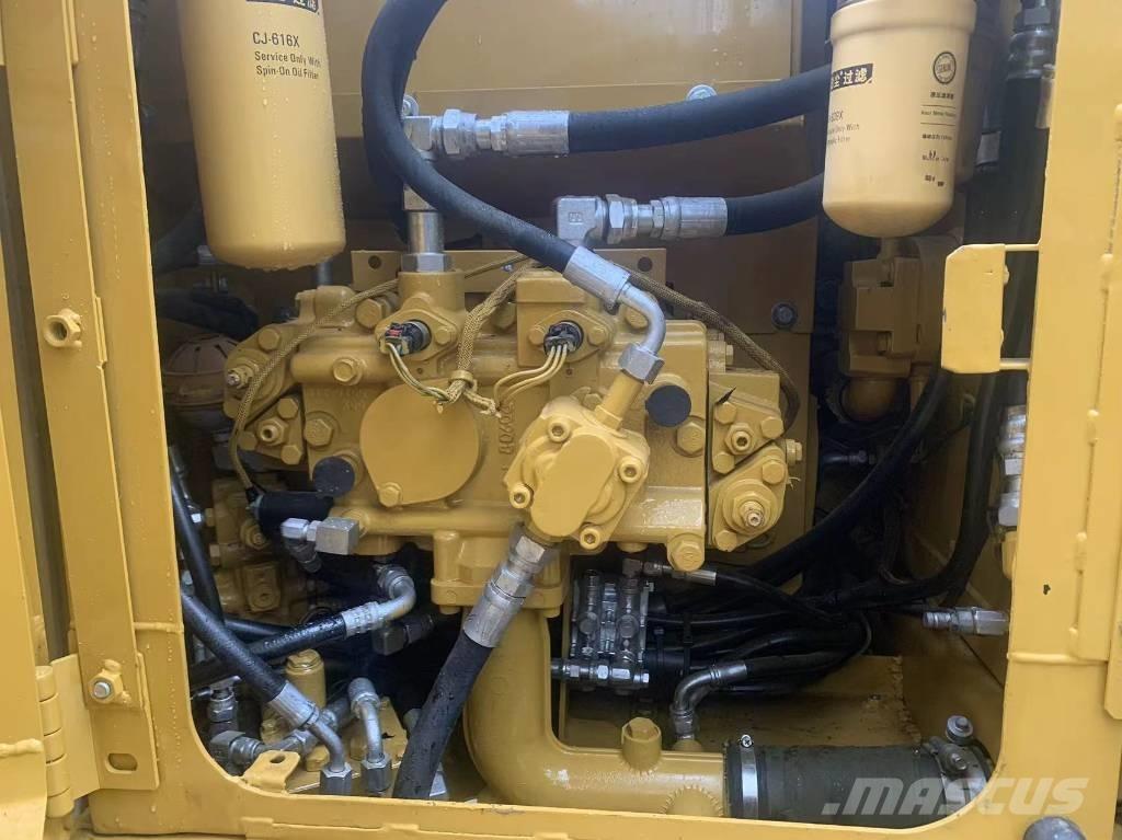 CAT 312D Kāpurķēžu ekskavatori