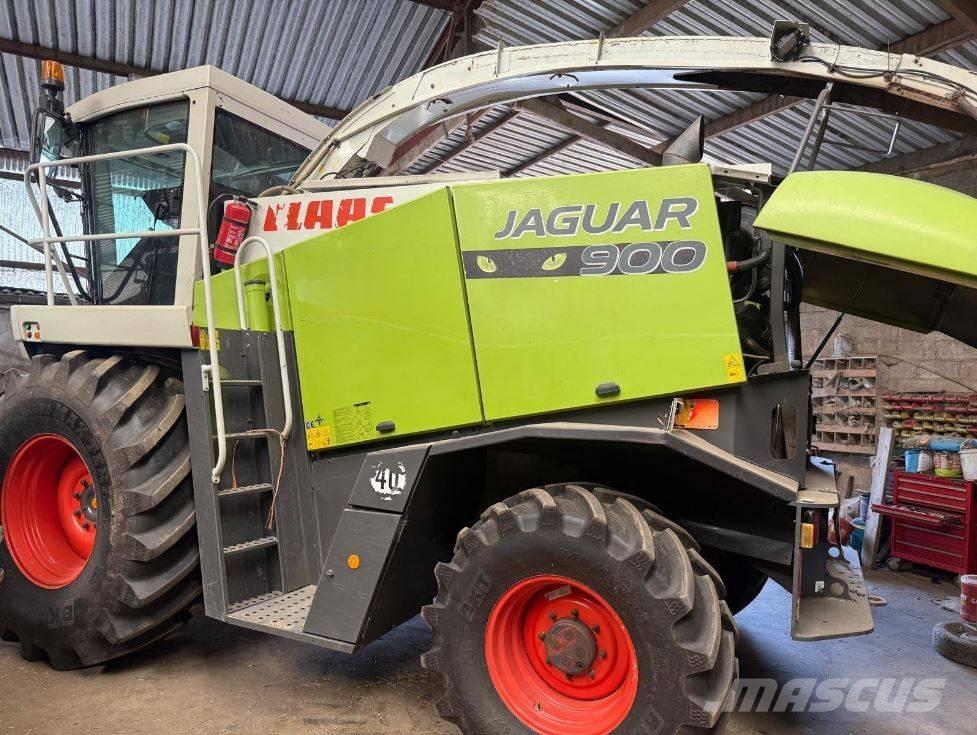CLAAS Jaguar 900 Lopbarības novācēji