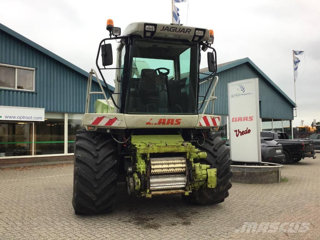 CLAAS Jaguar 900 Ražas novākšanas kombaini