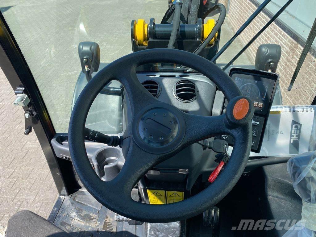 Gehl AL650 Iekrāvēji uz riteņiem