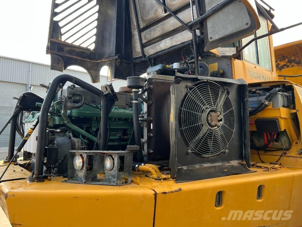 Volvo A40E Artikulētie pašizgāzēji