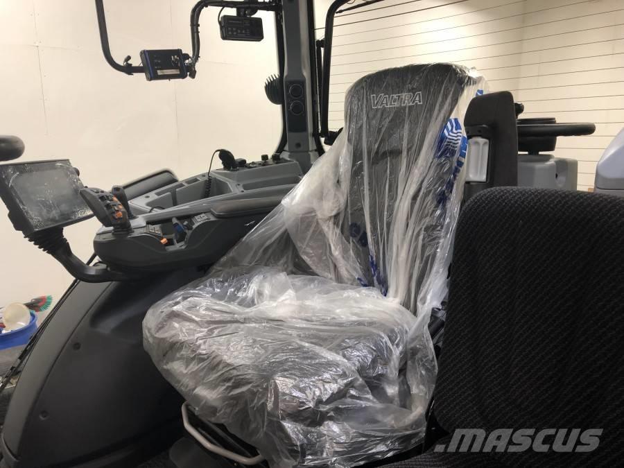 Valtra T 234 Traktori