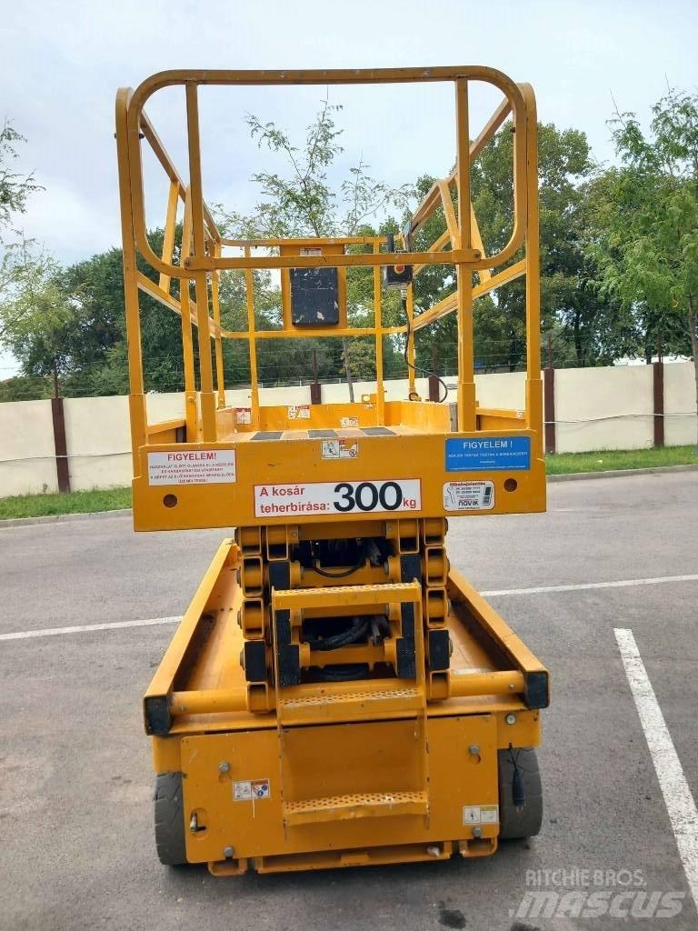 Haulotte Compact 12 Šķerveida pacēlāji