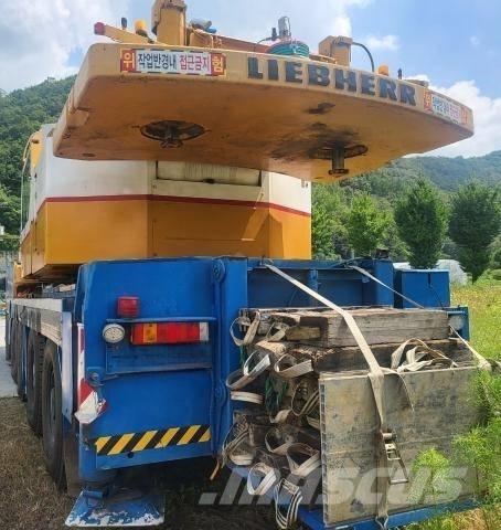 Liebherr LTM 1120 Visurgājēji celtņi
