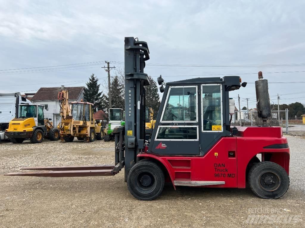 Dantruck DT 9670 MD Tehnika ar dīzeļa dzinēju