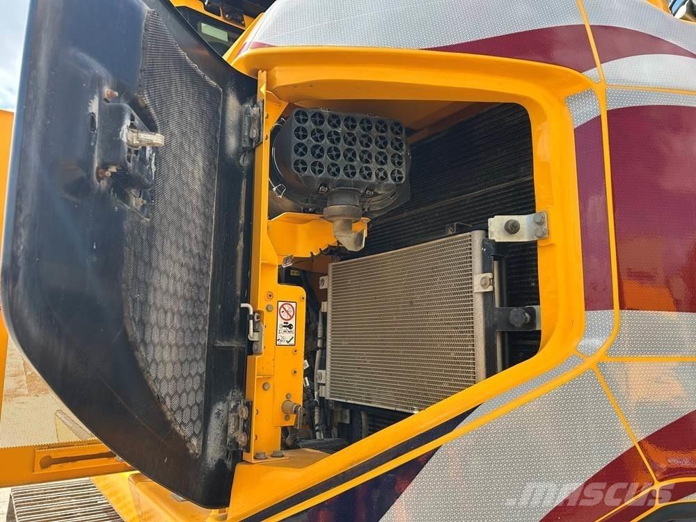 JCB 245XR Kāpurķēžu ekskavatori