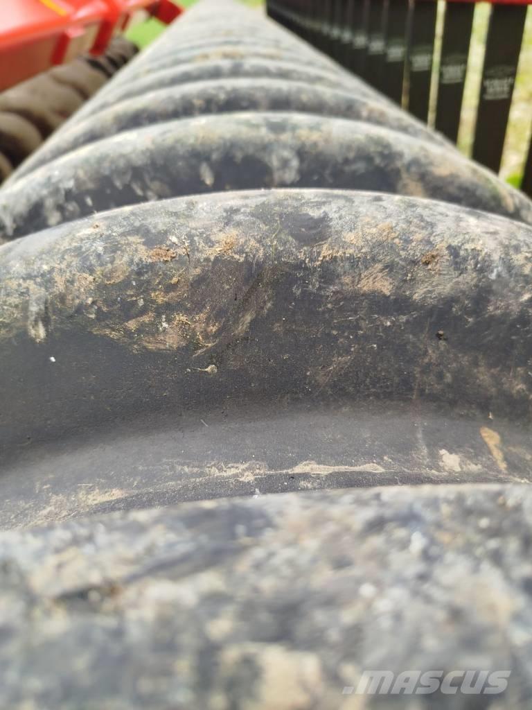 Väderstad Carrier400 Disku lobītāji/ecēšas