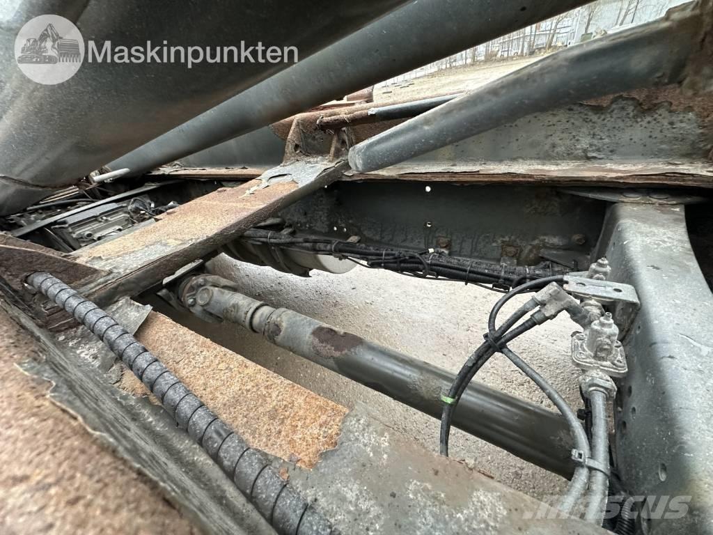 Volvo FH 12 Treileri ar āķi