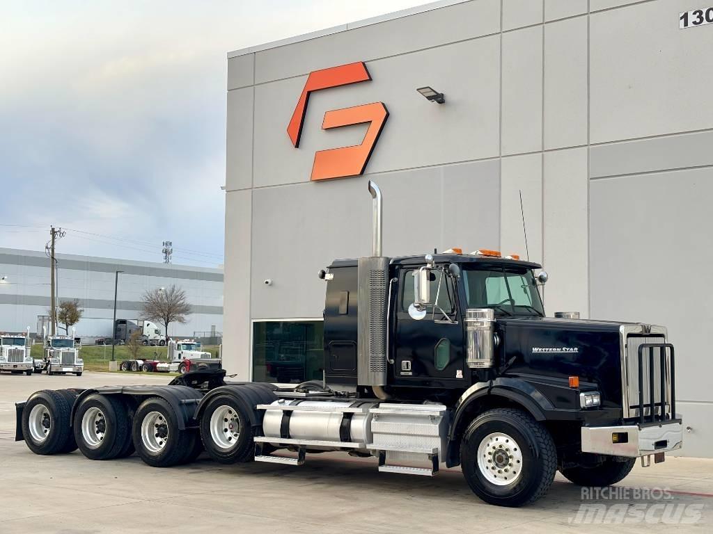 Western Star 4900 EX Vilcēji
