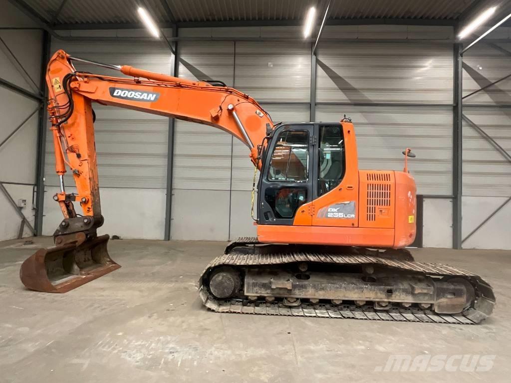 Doosan DX 235 LCR Kāpurķēžu ekskavatori