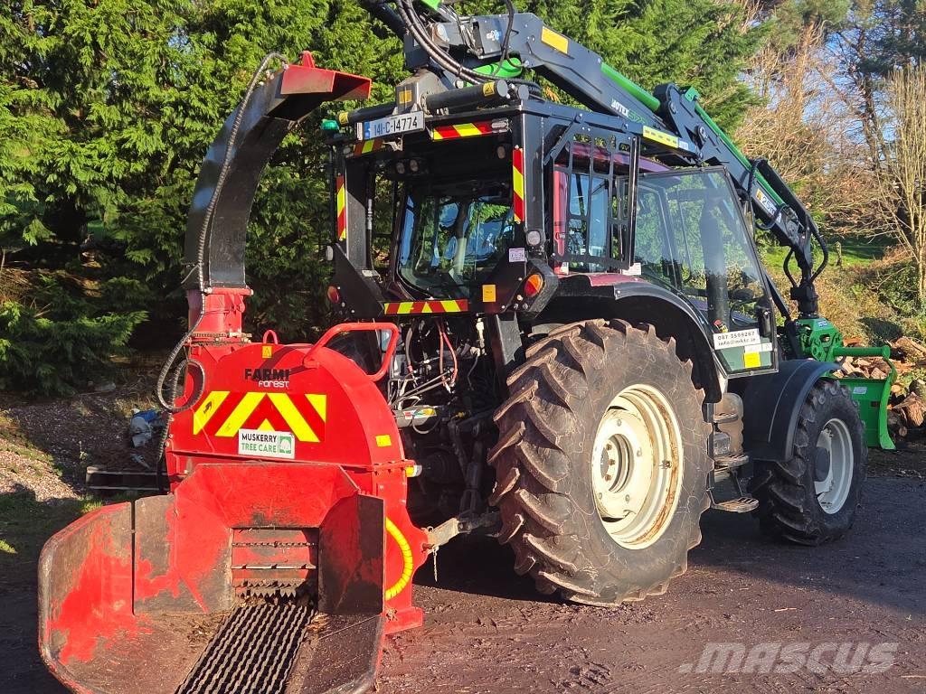 Valtra T 163 Mežizstrādes traktori