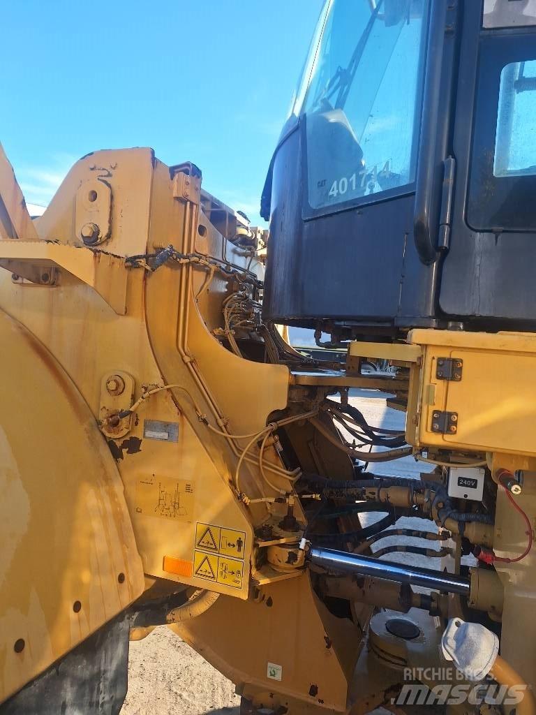 CAT 966 MXE Iekrāvēji uz riteņiem