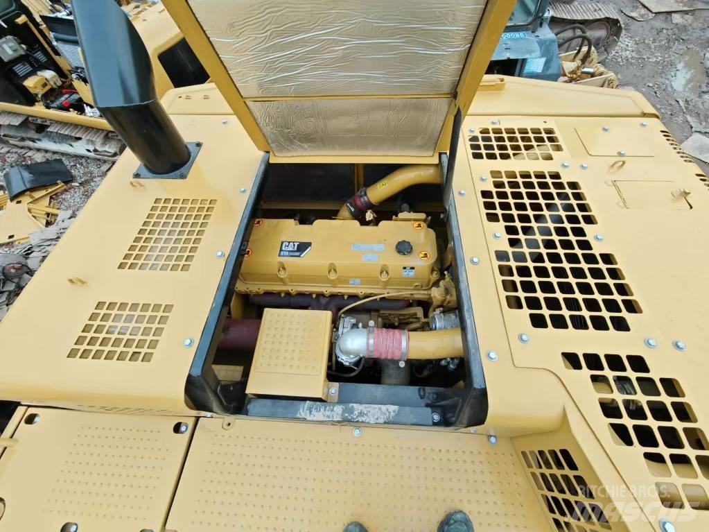 CAT 349 D L Kāpurķēžu ekskavatori