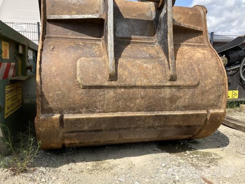 Volvo EC 750 E Kāpurķēžu ekskavatori