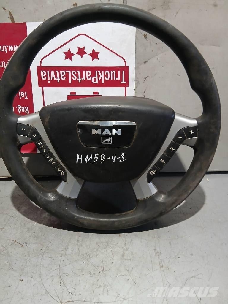 MAN TGX    81464306027 Kabīnes un interjers