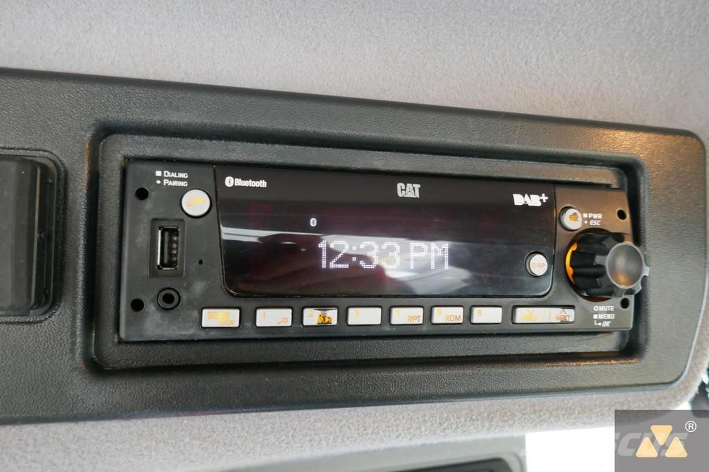 CAT 980M Iekrāvēji uz riteņiem