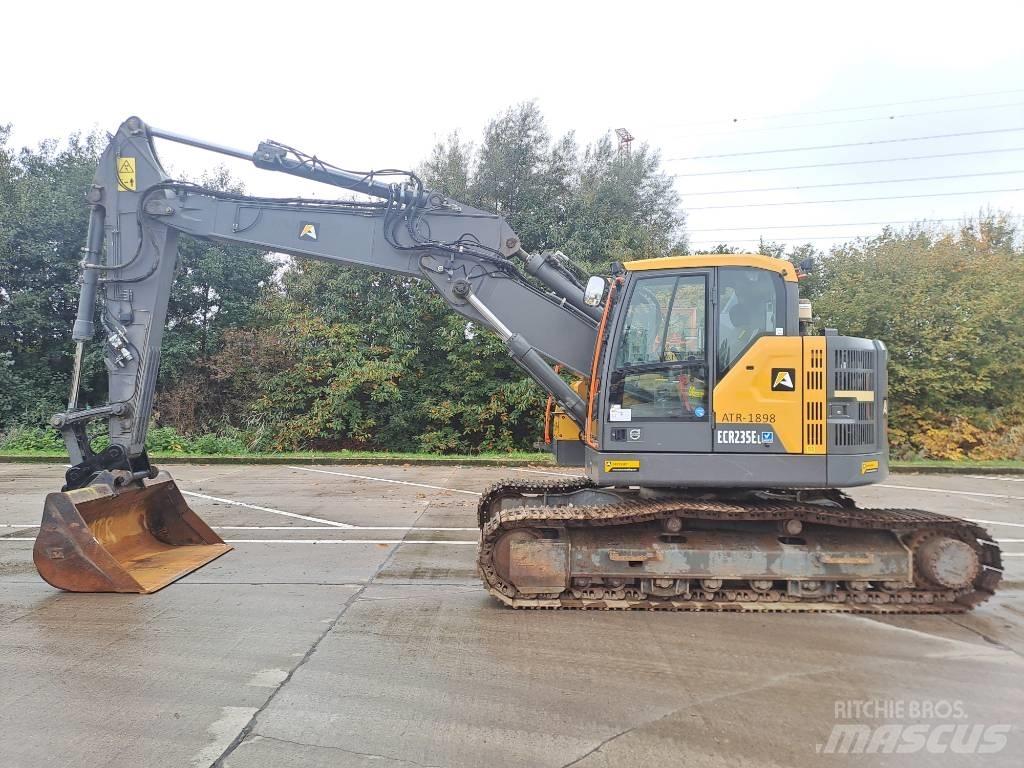 Volvo ECR235EL Kāpurķēžu ekskavatori