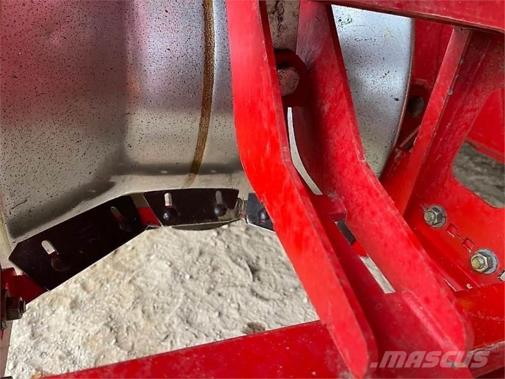 Grimme SE75-55 Kartupeļu novākšanas kombaini