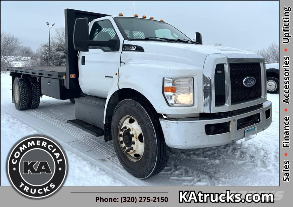 Ford F 650 SD Platformas/izkraušana no sāniem