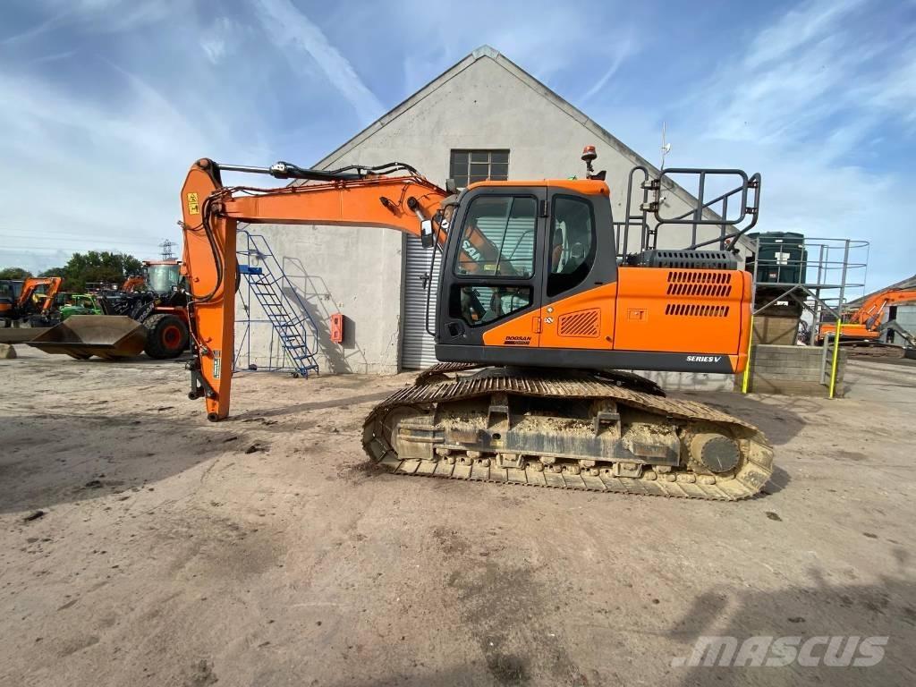 Doosan DX 160 LC Kāpurķēžu ekskavatori