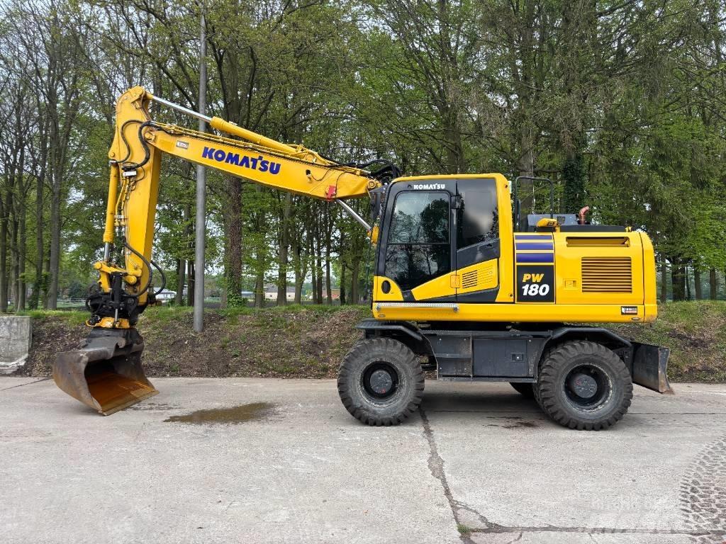 Komatsu PW180-11 Ekskavatori uz riteņiem