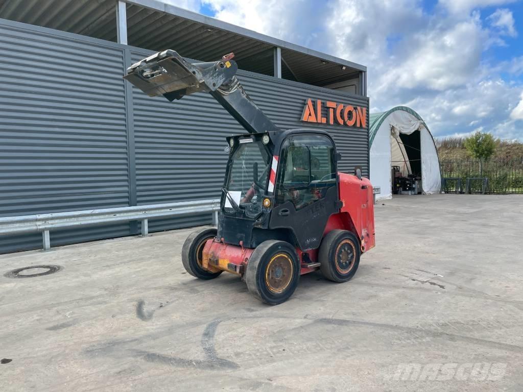 JCB R260 Lietoti riteņu kompaktiekrāvēji