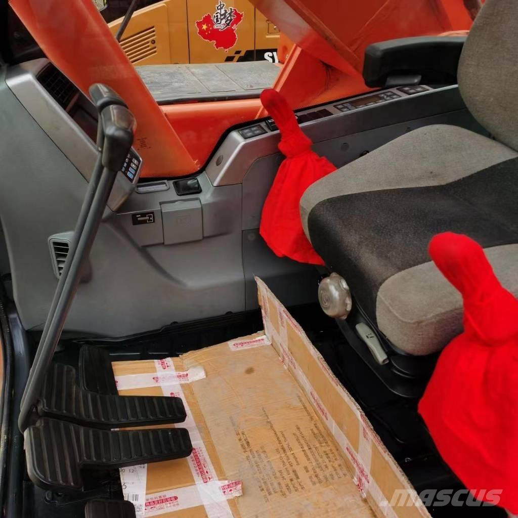 Doosan DX 300 LC Kāpurķēžu ekskavatori