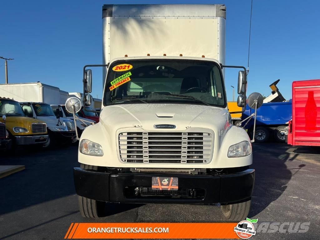 Freightliner M2 Furgons