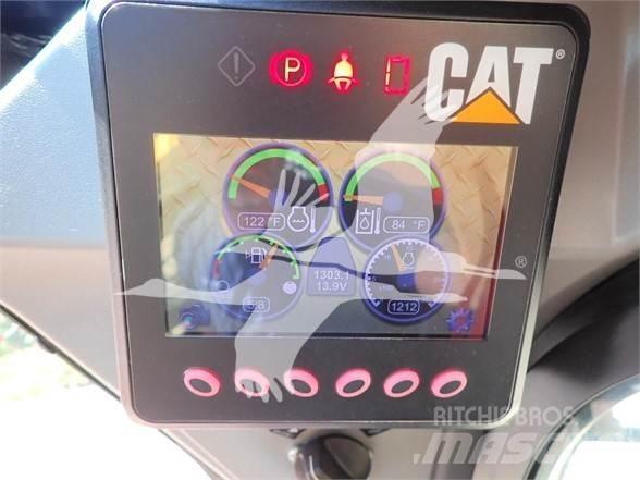 CAT 249D Lietoti riteņu kompaktiekrāvēji