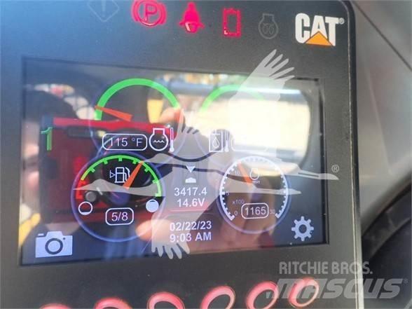 CAT 259D3 Lietoti riteņu kompaktiekrāvēji
