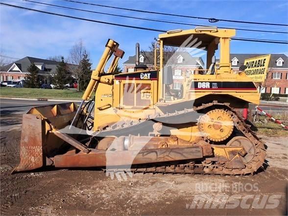CAT D6R XL Kāpurķēžu buldozeri