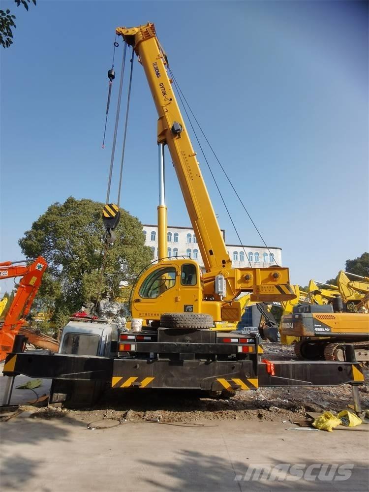 XCMG QY 70 KⅡ Pacēlāji, vinčas un materiālu lifti