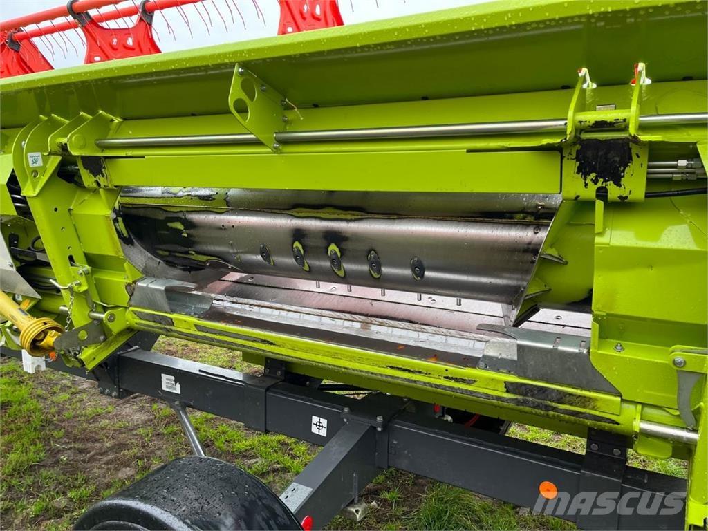 CLAAS Lexion 5300 Ražas novākšanas kombaini