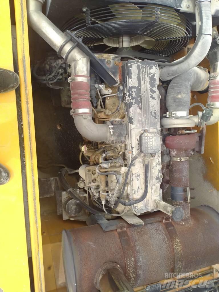 Hyundai R360 Kāpurķēžu ekskavatori