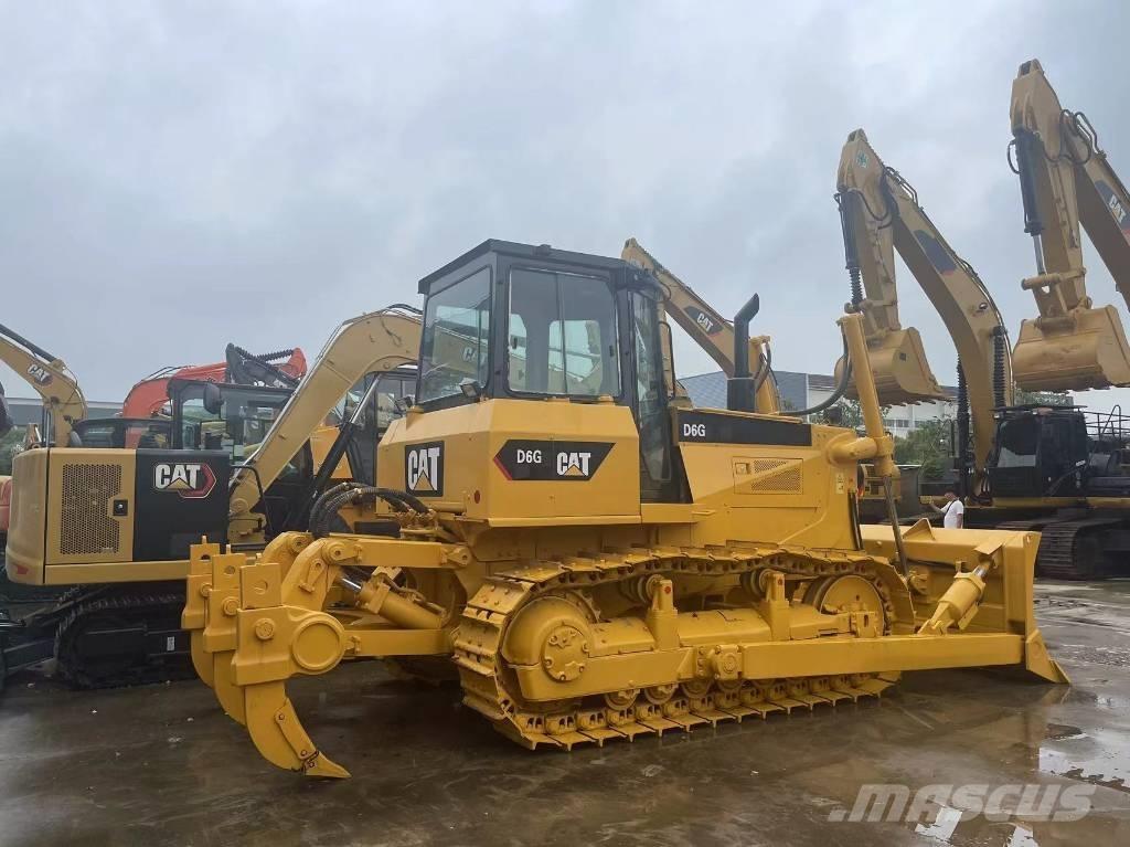 CAT D 6 G Kāpurķēžu buldozeri