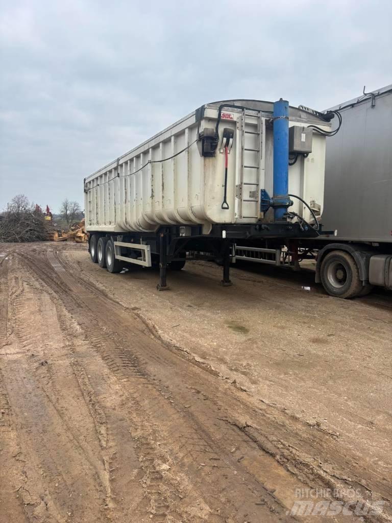 SDC Trailers LTD Tents puspiekabes