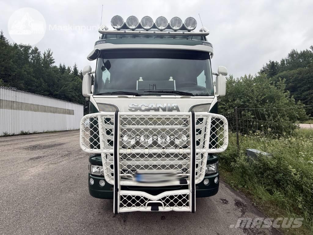 Scania R 520 LB Treileri ar āķi