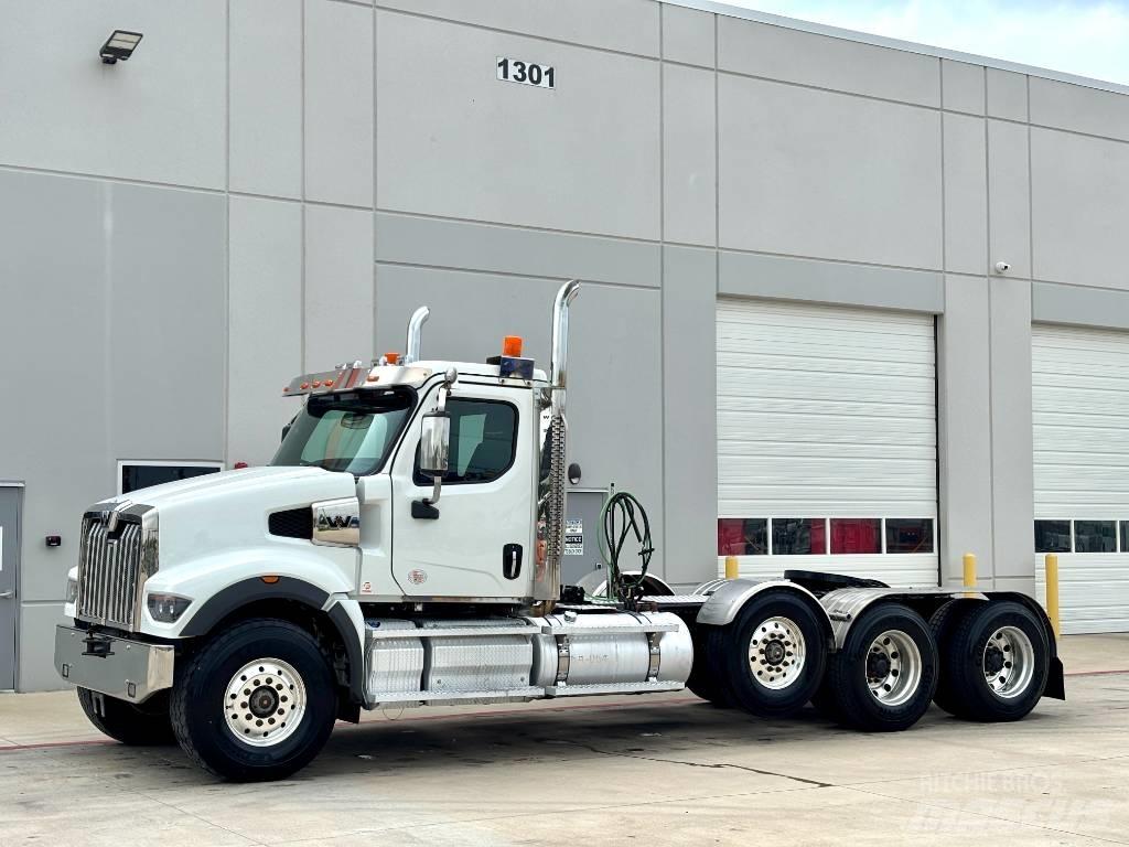 Western Star 49 X Vilcēji