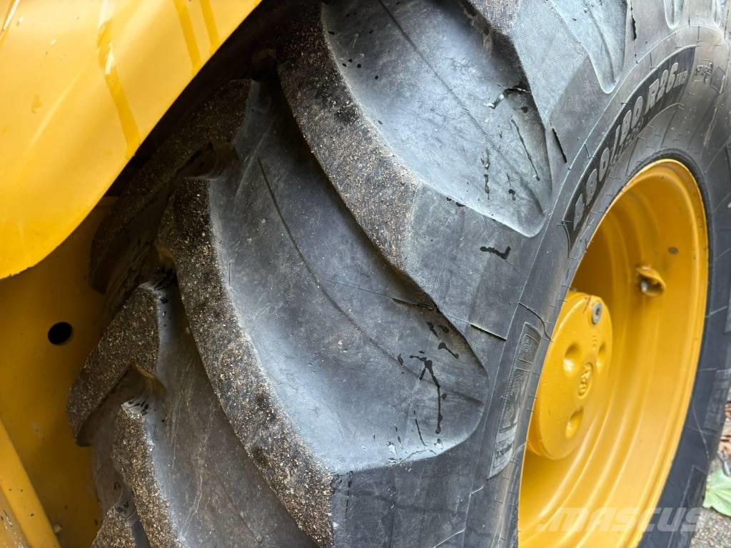 CAT 432 F Ekskavatori-iekrāvēji