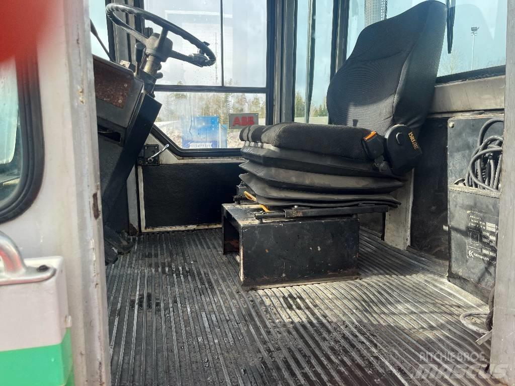 Kalmar DC 10-600 Tehnika ar dīzeļa dzinēju