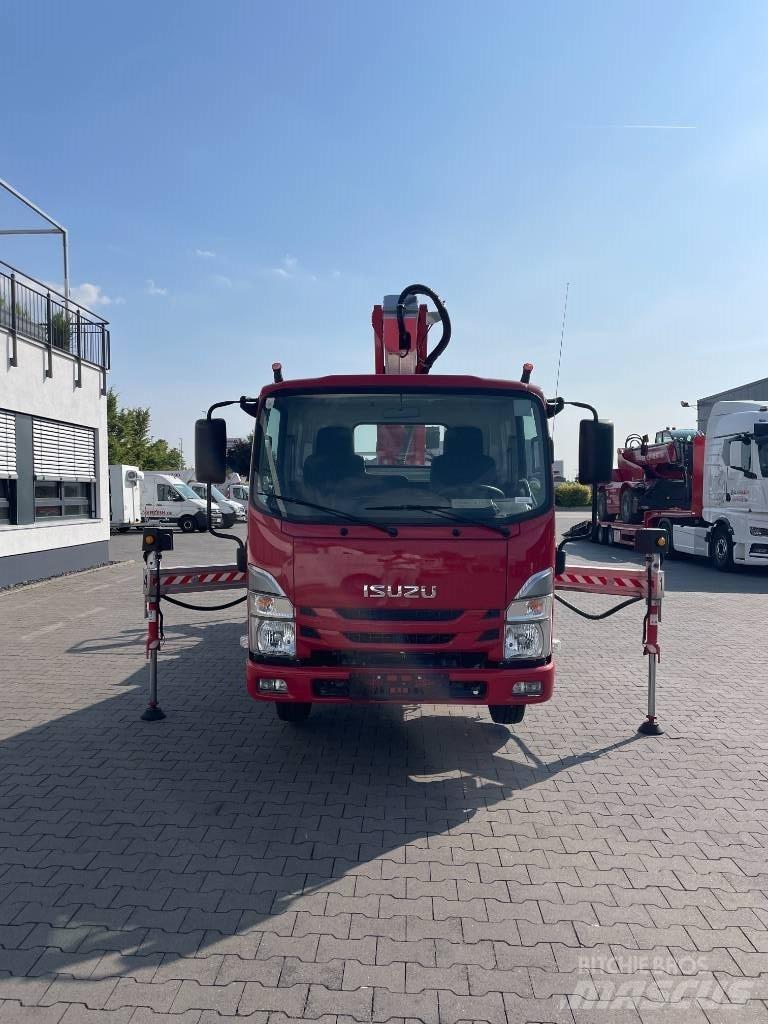 Multitel MT 204 Pacēlāji uz automašīnas bāzes