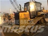 CAT D 5 N Kāpurķēžu buldozeri