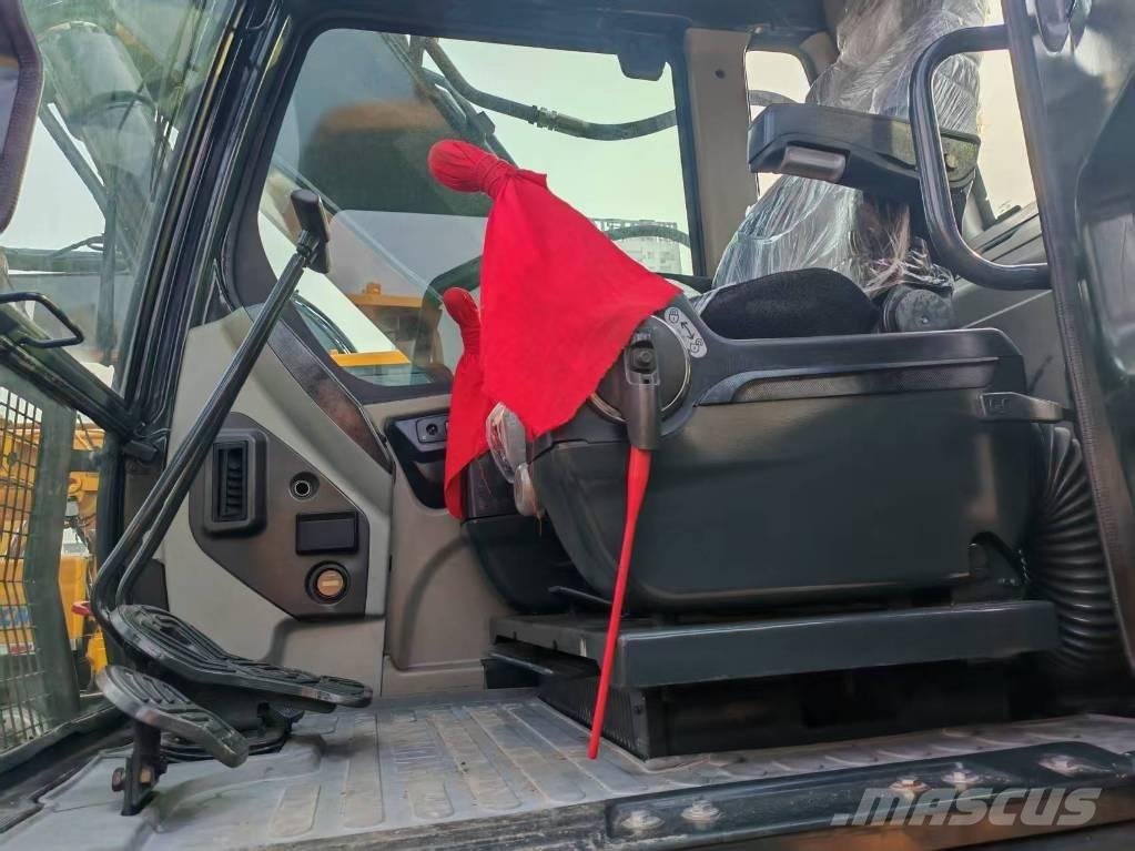 Hyundai HX220HD Kāpurķēžu ekskavatori