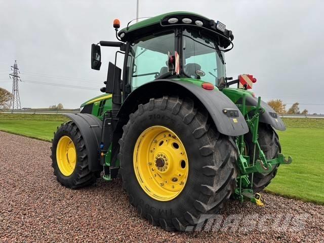 John Deere 7310 R Traktori