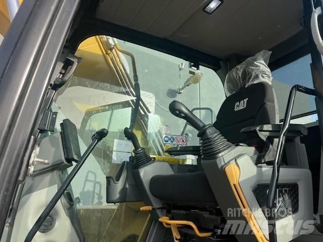 CAT 317 Kāpurķēžu ekskavatori