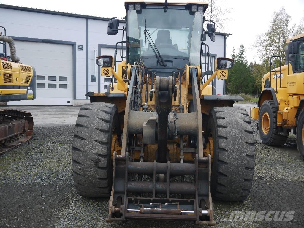 Hyundai HL955A Iekrāvēji uz riteņiem